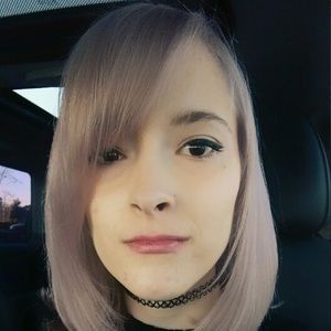 Meet your Posher, Charlotte